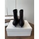 Toteme Shoes Collection
Women 35-40