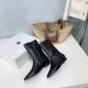 Toteme Shoes Collection
Women 35-40
