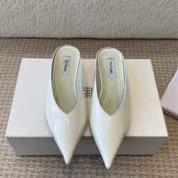 Toteme Shoes Collection
Women 35-40