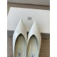 Toteme Shoes Collection
Women 35-40