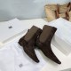 Toteme Shoes Collection
Women 35-40