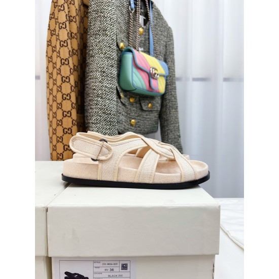 Toteme Shoes Collection
Women 35-40