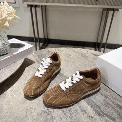 Toteme Shoes Collection
Women 35-40