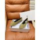 Toteme Shoes Collection
Women 35-40