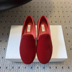 Toteme Shoes Collection
Women 35-40