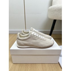 Toteme Shoes Collection
Women 35-40