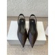 Toteme Shoes Collection
Women 35-40