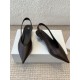 Toteme Shoes Collection
Women 35-40