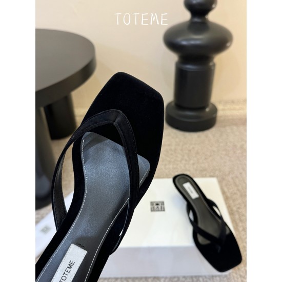 Toteme Slippers
