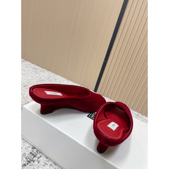 Toteme Slippers