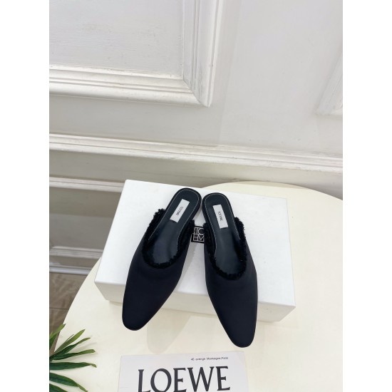 Toteme Slippers