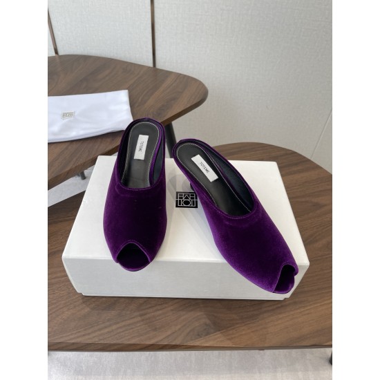 Toteme Slippers