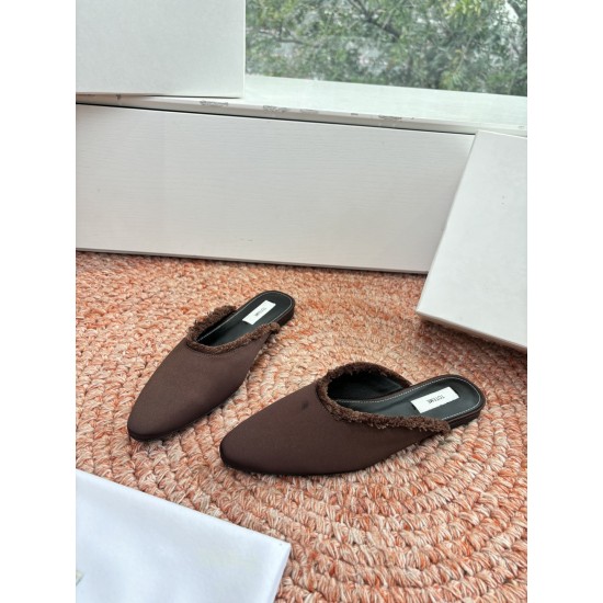 Toteme Slippers