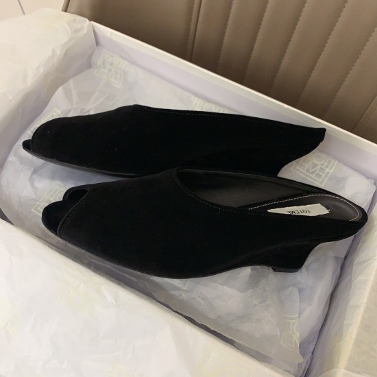 Toteme Slippers