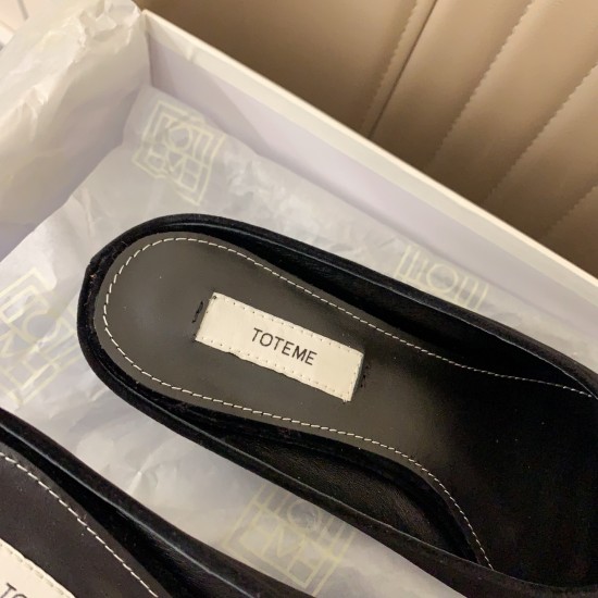 Toteme Slippers