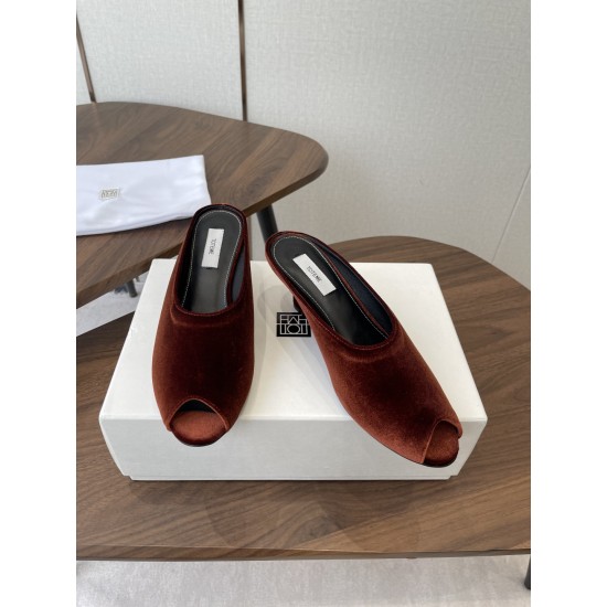 Toteme Slippers