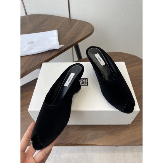 Toteme Slippers