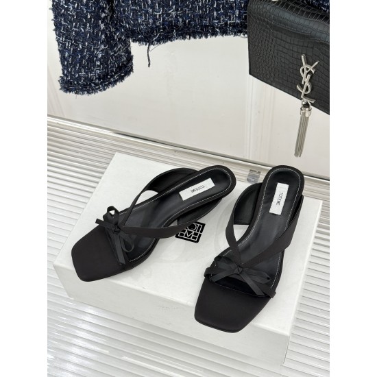 Toteme Slippers