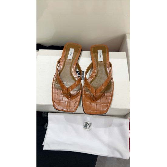 Toteme Slippers