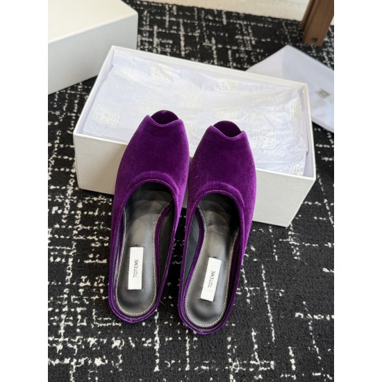 Toteme Slippers