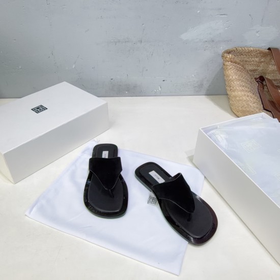 Toteme Slippers