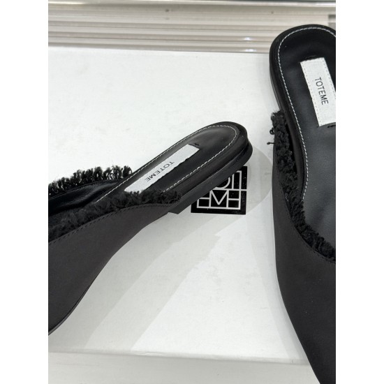 Toteme Slippers