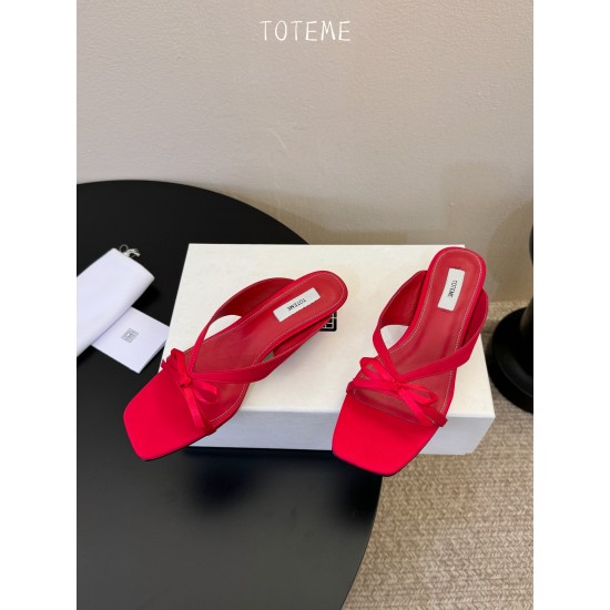 Toteme Slippers