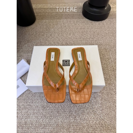Toteme Slippers