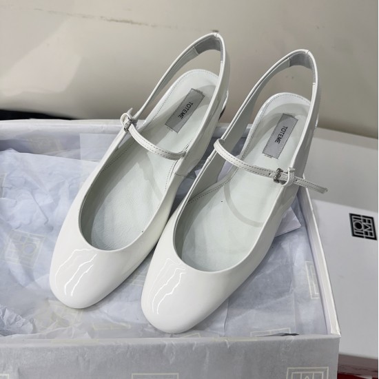 Toteme Slippers