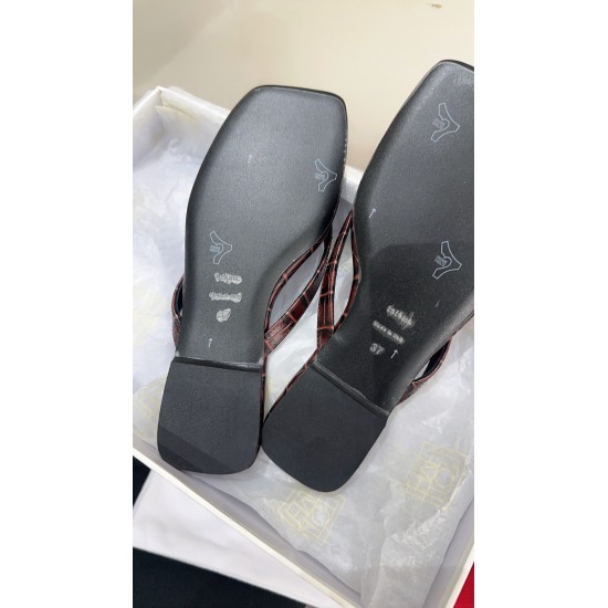 Toteme Slippers