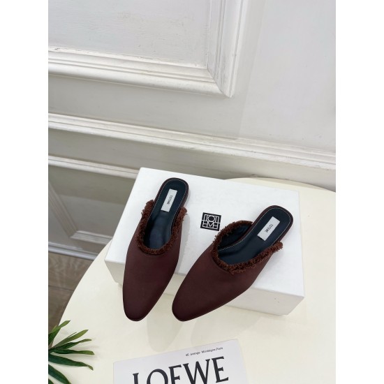 Toteme Slippers