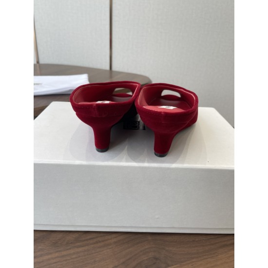 Toteme Slippers