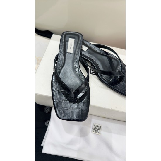 Toteme Slippers