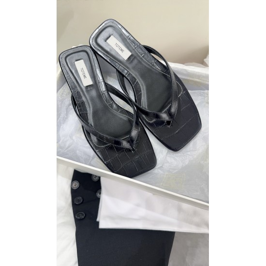Toteme Slippers