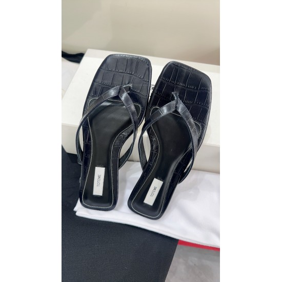 Toteme Slippers