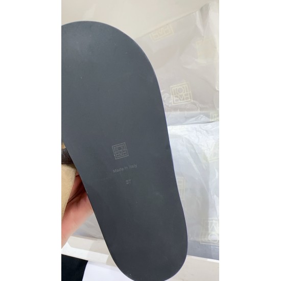 Toteme Slippers