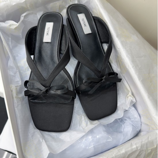Toteme Slippers