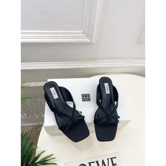 Toteme Slippers