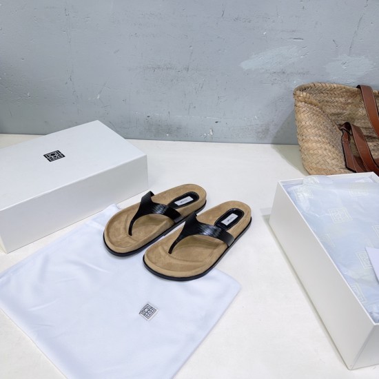 Toteme Slippers