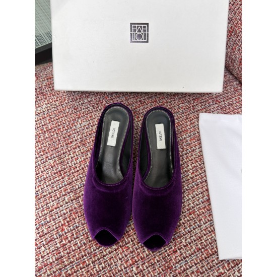 Toteme Slippers