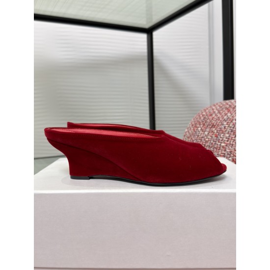 Toteme Slippers
