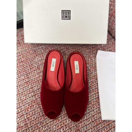 Toteme Slippers