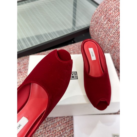 Toteme Slippers
