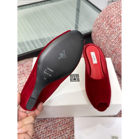 Toteme Slippers