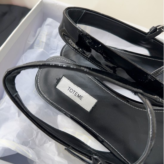 Toteme Slippers