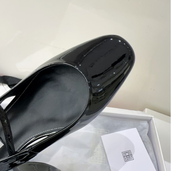 Toteme Slippers