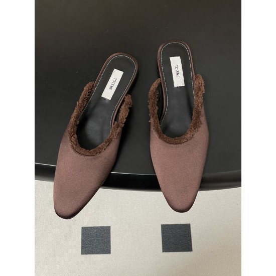 Toteme Slippers