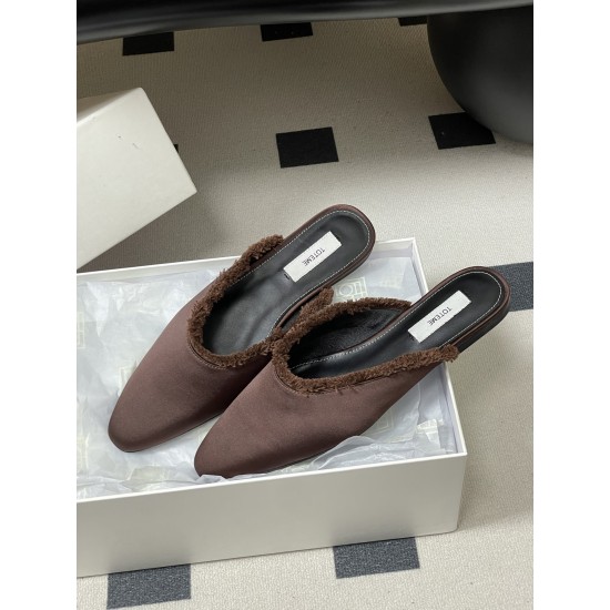 Toteme Slippers