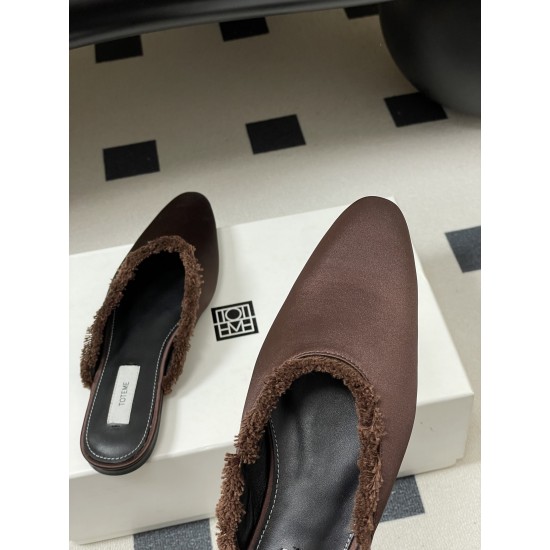 Toteme Slippers