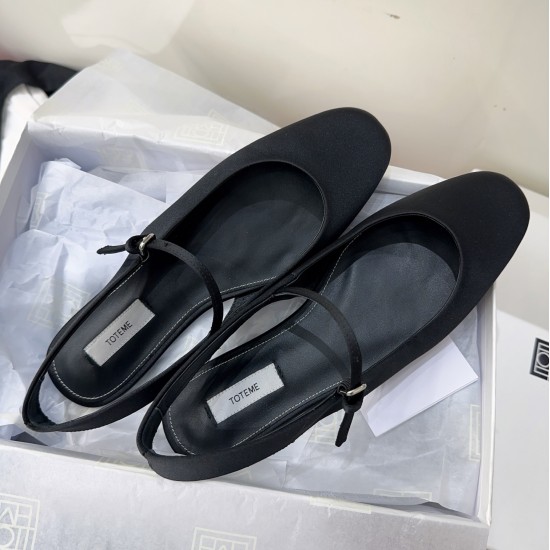 Toteme Slippers